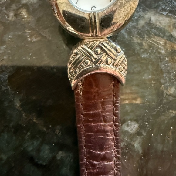 Brighton Bridgeport Women's‎ Watch, Vintage, Reversible Band Black and Brown - Picture 4 of 7